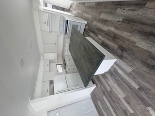 Kitchen with Island